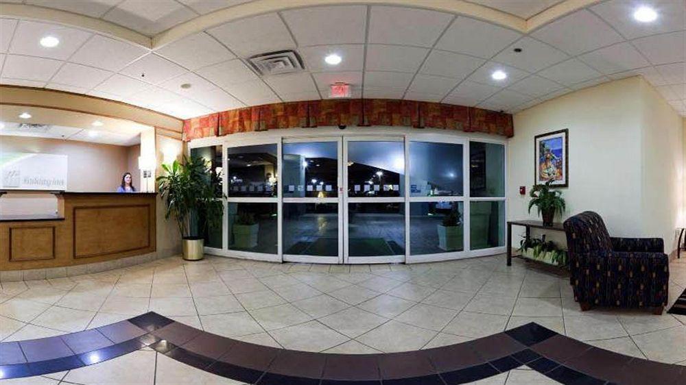 Wyndham Garden Tallahassee Capitol Near Fsu Exterior photo