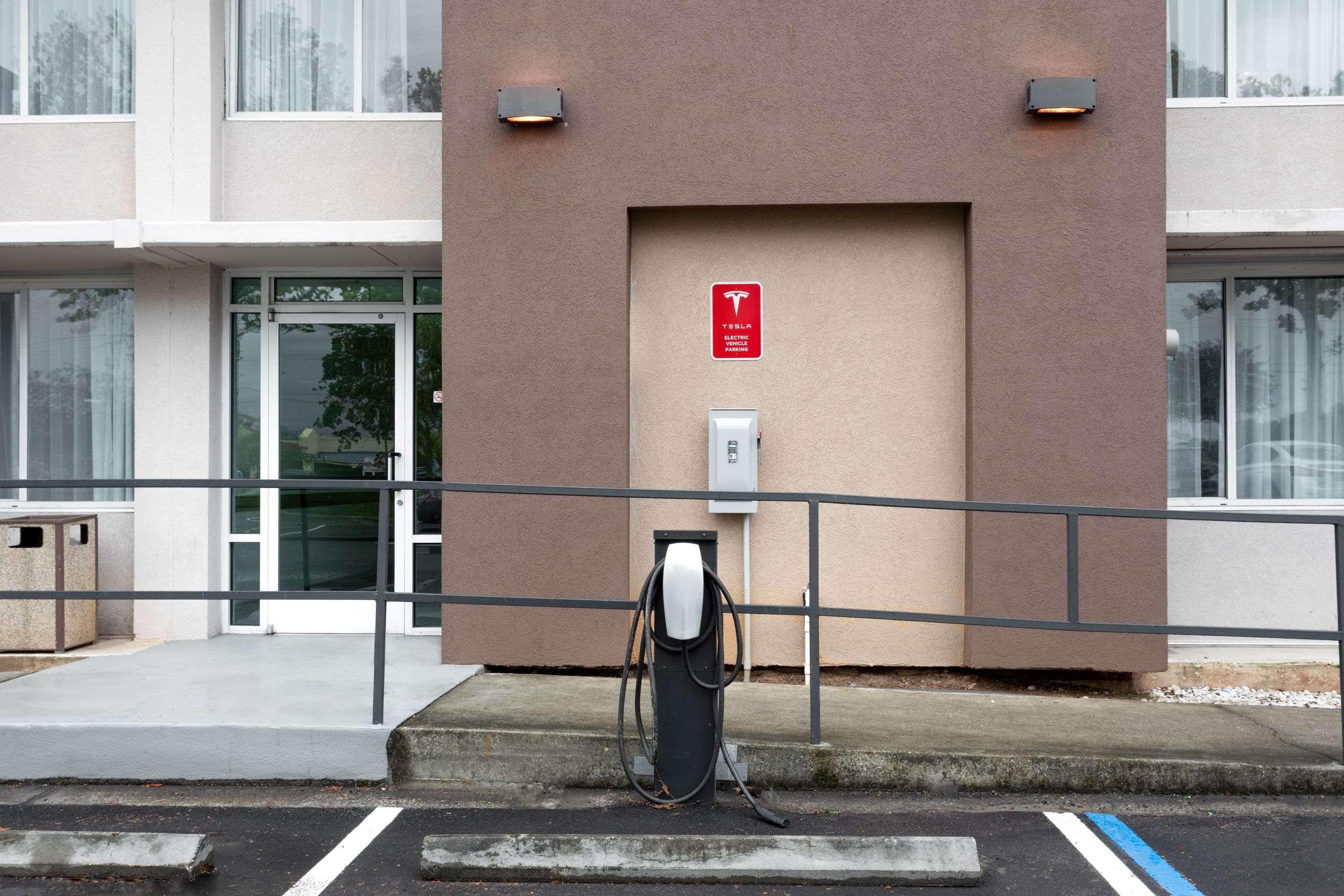Wyndham Garden Tallahassee Capitol Near Fsu Exterior photo